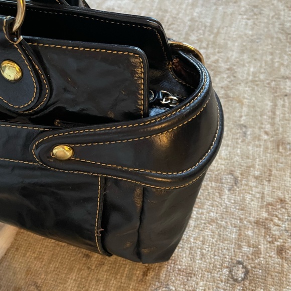 Vintage All Leather Bag. Totally 80s. - Picture 7 of 14